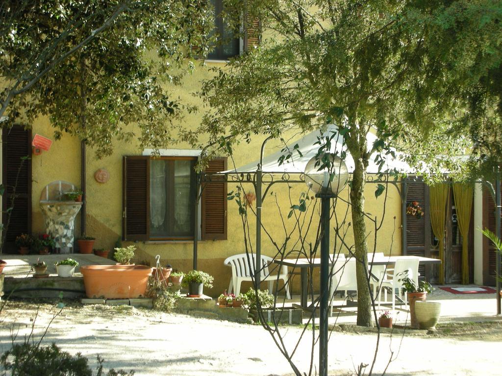 Villa Agriturismo San Vito Crocemaroggia Exterior foto